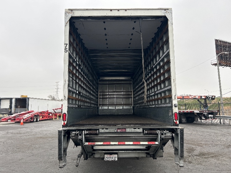 2019 Freightliner eM2 in Torrance, CA — photo 8
