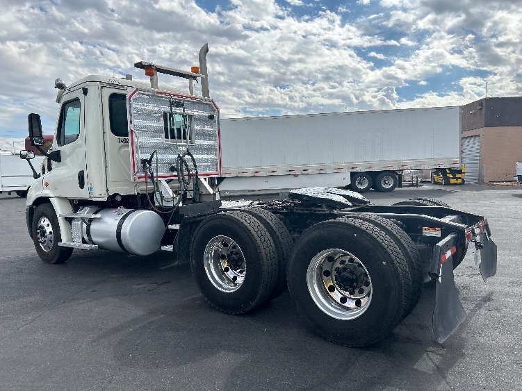 2019 Freightliner Cascadia in Las Vegas, NV — photo 5
