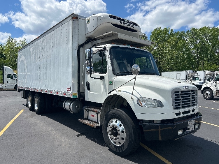 2019 Freightliner M2 106