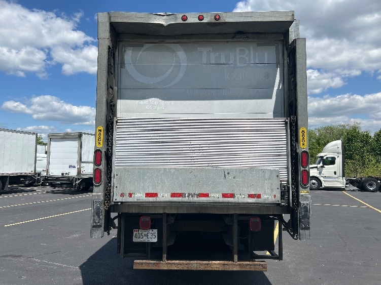 2019 Freightliner M2 106 in Jessup, MD — photo 7