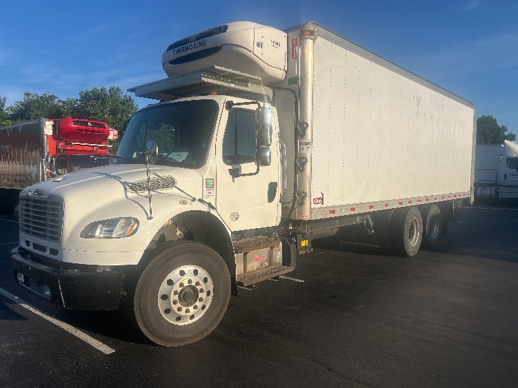 2019 Freightliner eM2 in Louisville, KY — photo 3