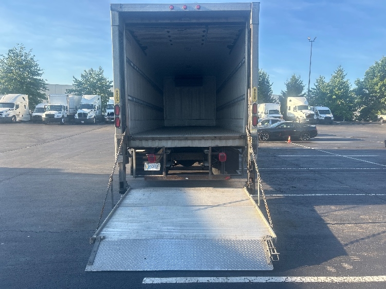 2019 Freightliner eM2 in Louisville, KY — photo 9