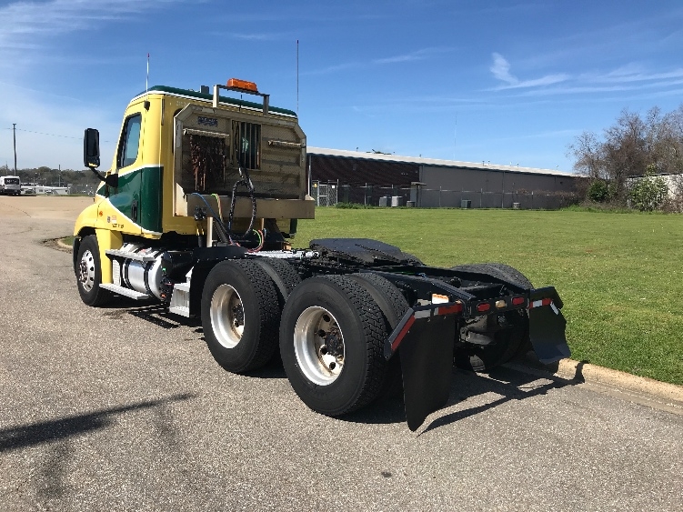 2019 Freightliner Cascadia in Montgomery, AL — photo 5