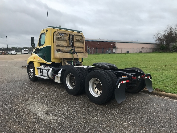 2019 Freightliner Cascadia in Montgomery, AL — photo 5
