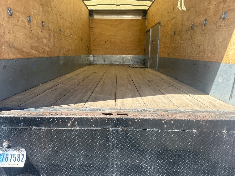 2019 Freightliner M2 106 in Sparks, NV — photo 10
