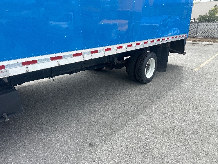 2019 Freightliner M2 106 in Sparks, NV — photo 5