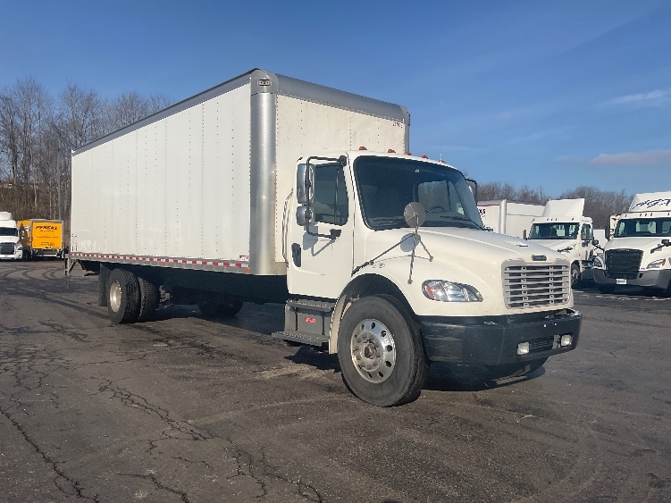 2023 Freightliner M2 106
