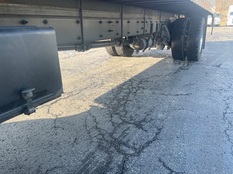 2023 Freightliner M2 106 in Akron, OH — photo 5
