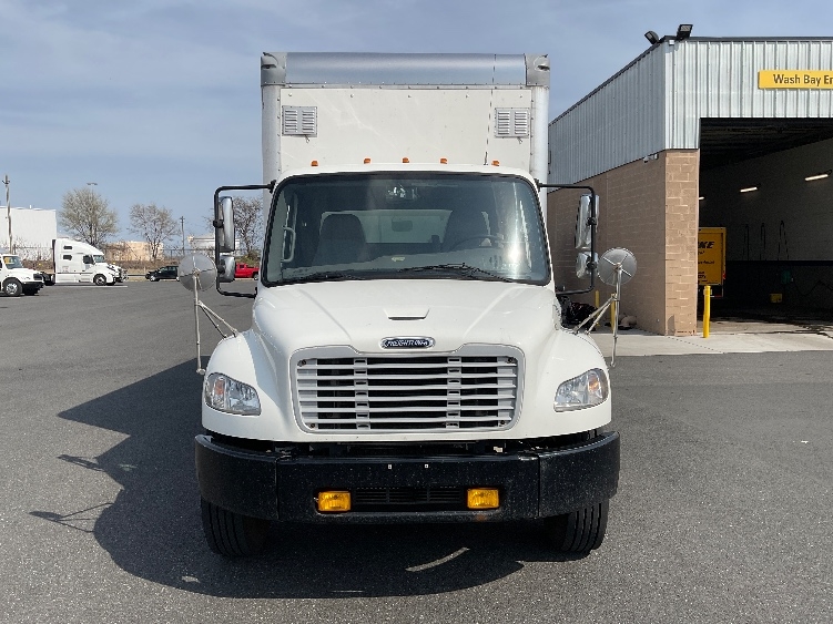 2021 Freightliner M2 106 in Philadelphia, PA — photo 2