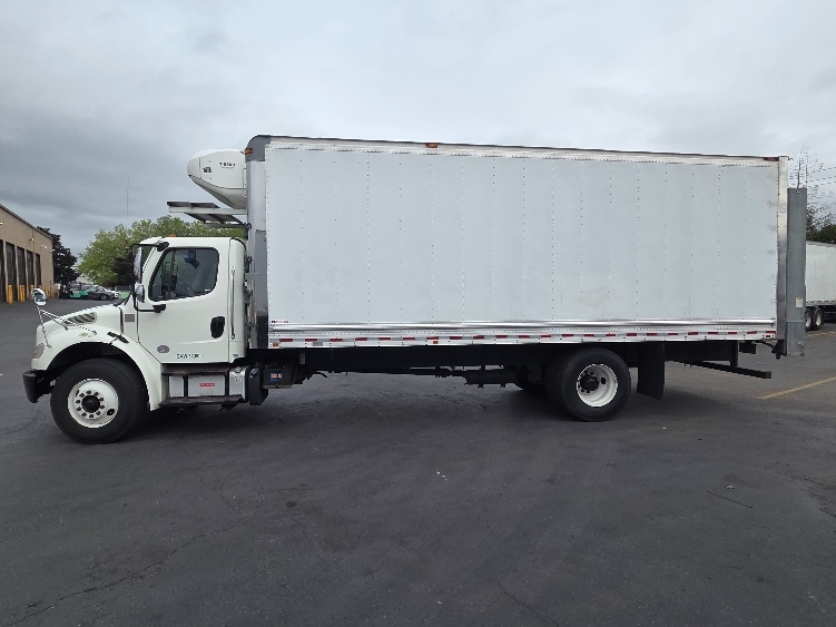 2019 Freightliner eM2 in Kent, WA — photo 4