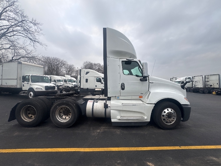 2019 International LT in Indianapolis, IN — photo 8