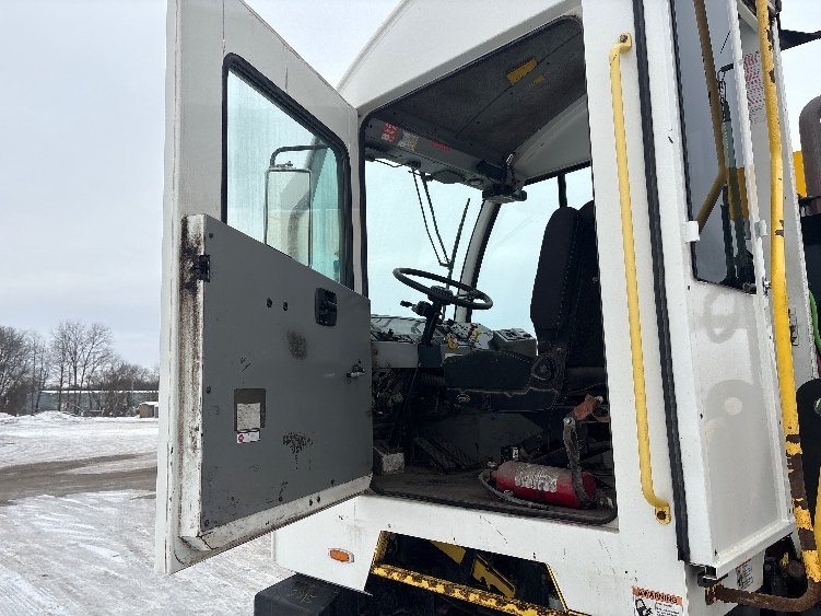 2022 Autocar in Kalamazoo, MI — photo 9