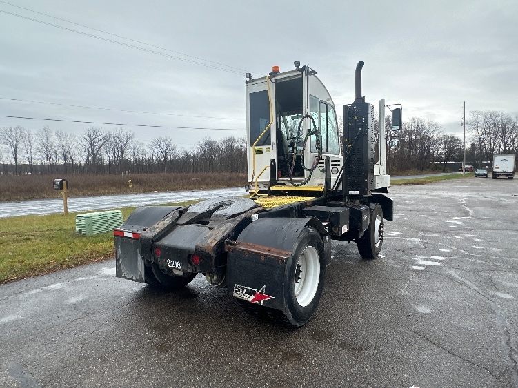 2022 Autocar in Kalamazoo, MI — photo 7