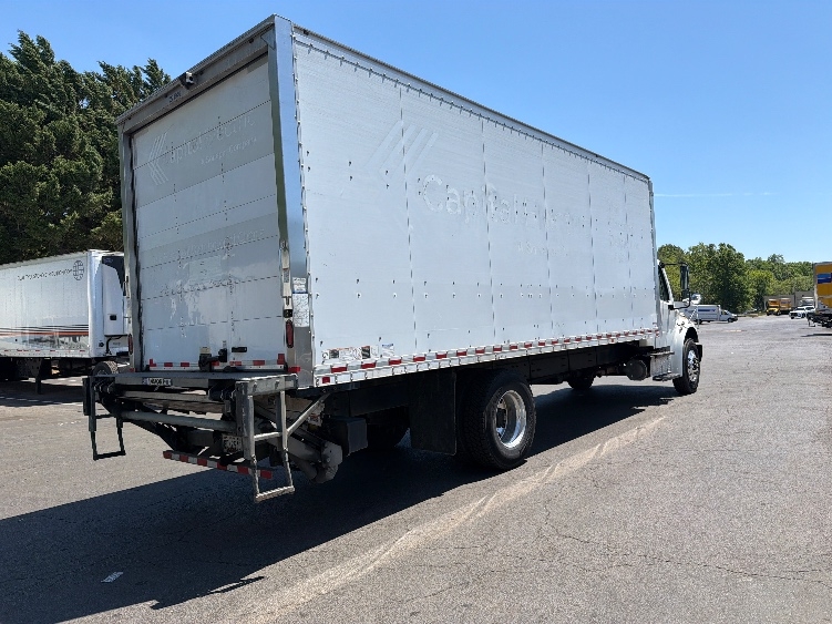 2019 Freightliner eM2 in Capitol Heights, MD — photo 6