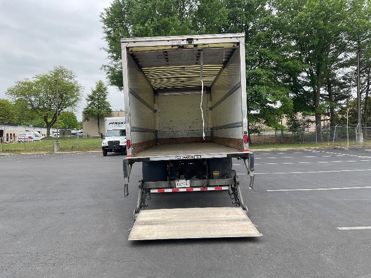 2019 Freightliner eM2 in Capitol Heights, MD — photo 9