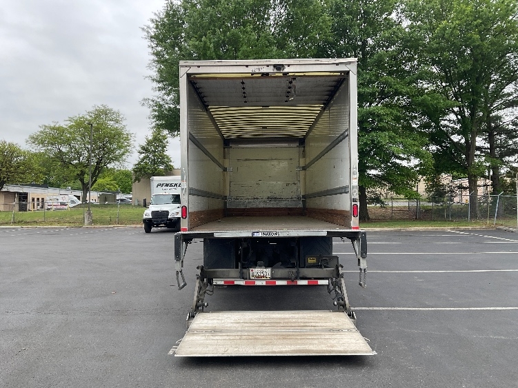 2019 Freightliner eM2 in Capitol Heights, MD — photo 9