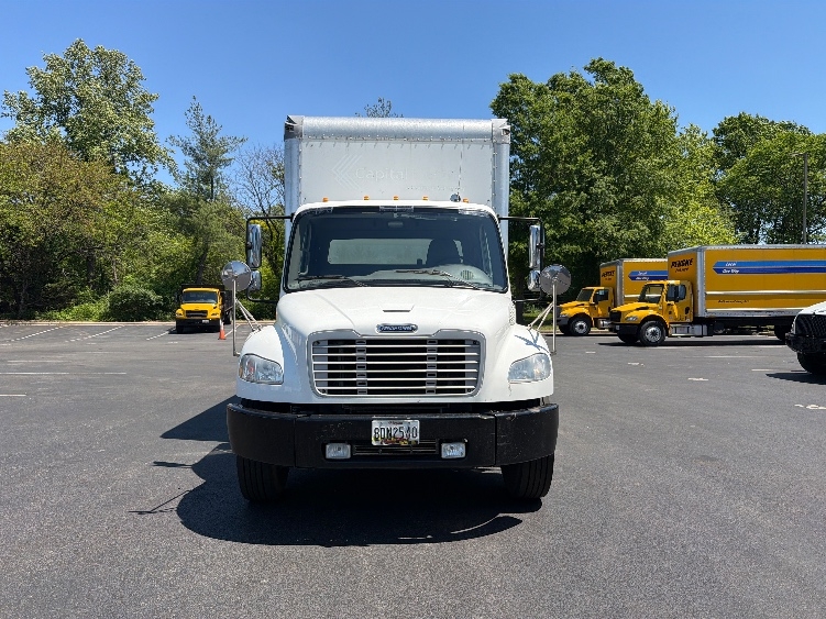 2019 Freightliner eM2 in Capitol Heights, MD — photo 2