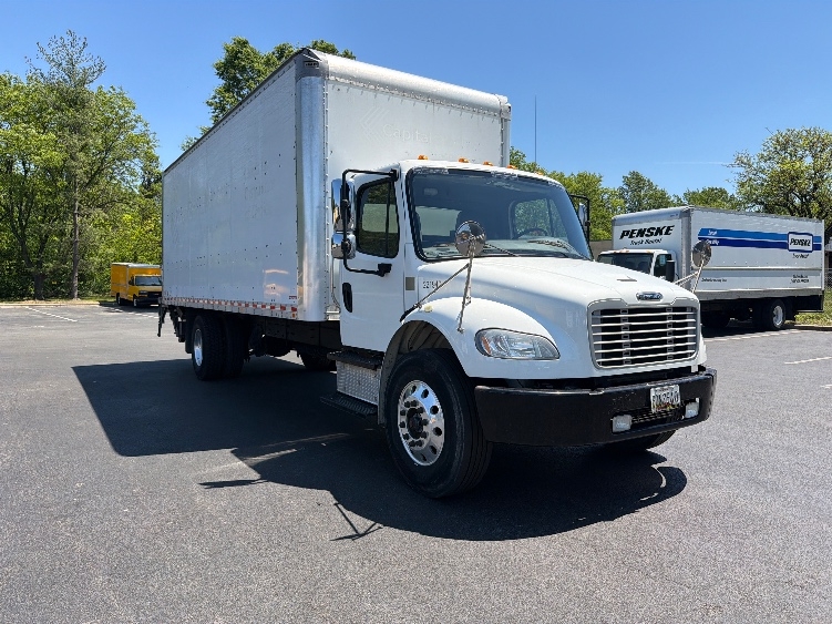 2019 Freightliner eM2 in Capitol Heights, MD — photo 3