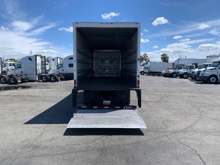 2019 Freightliner M2 106 in Torrance, CA — photo 9