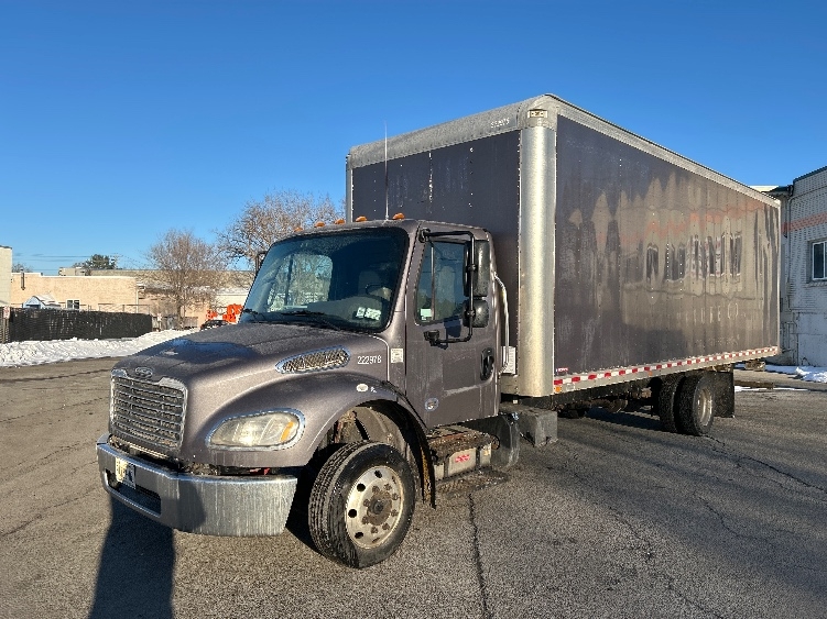 2019 Freightliner M2 106 in Albany, NY — photo 3