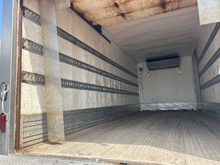 2019 Freightliner eM2 in Liverpool, NY — photo 10