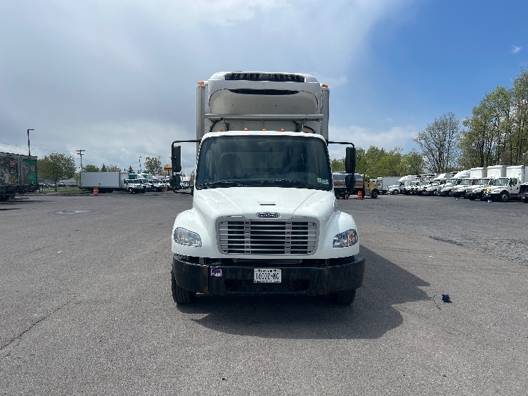 2019 Freightliner eM2 in Liverpool, NY — photo 2