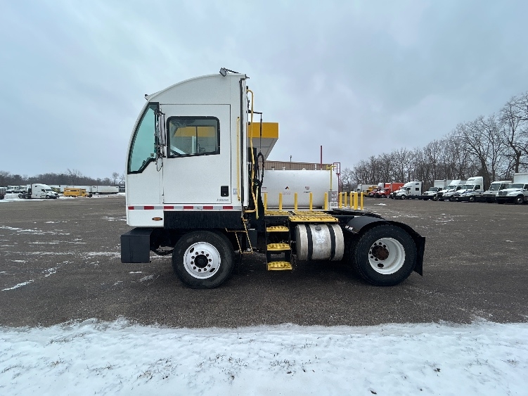 2023 Autocar in Kalamazoo, MI — photo 4