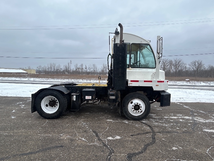 2023 Autocar in Kalamazoo, MI — photo 8