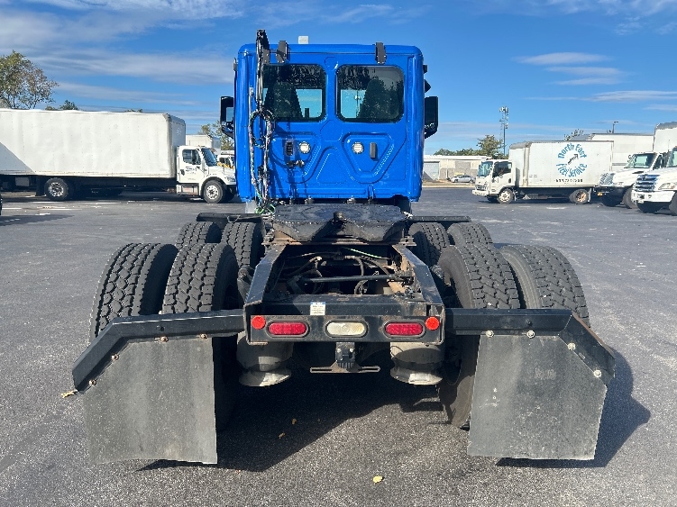 2019 Freightliner Cascadia in Swedesboro, NJ — photo 6