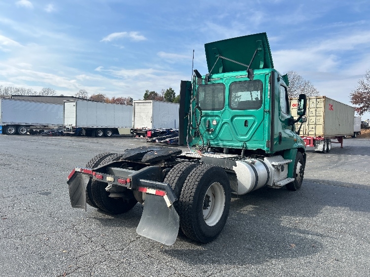 2019 Freightliner Cascadia in Charlotte, NC — photo 7