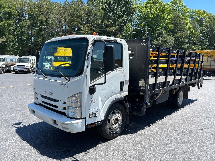 2019 Isuzu NQR in Norcross, GA — photo 3
