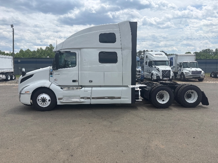 2023 Volvo in Greensboro, NC — photo 4