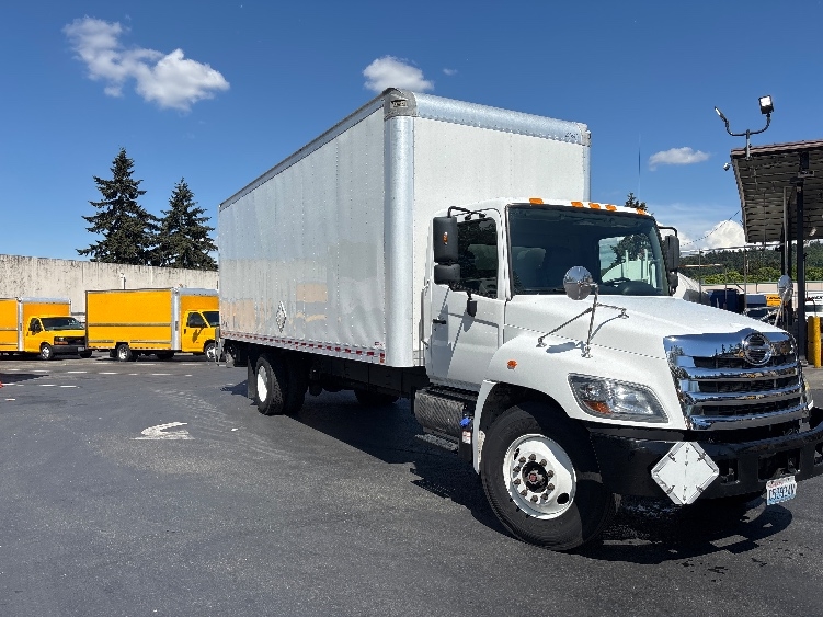 2019 Hino 268 in Kent, WA