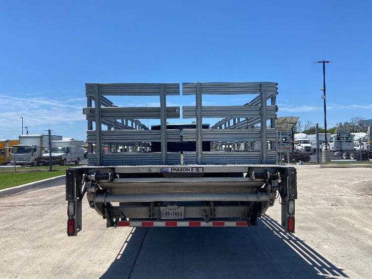 2019 Freightliner eM2 in San Antonio, TX — photo 7