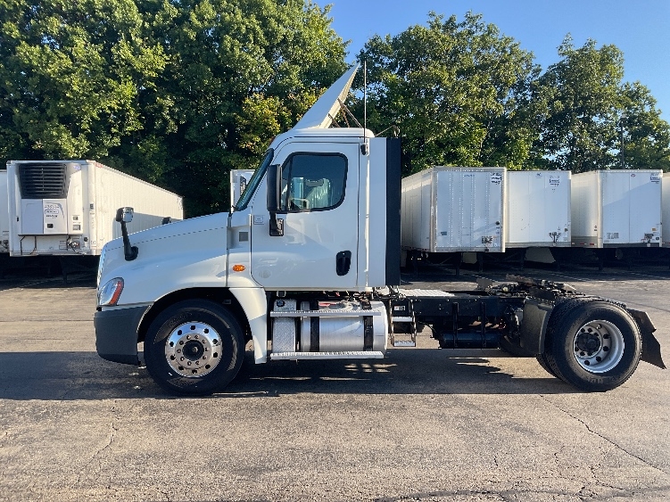 2019 Freightliner Cascadia in Piqua, OH — photo 4