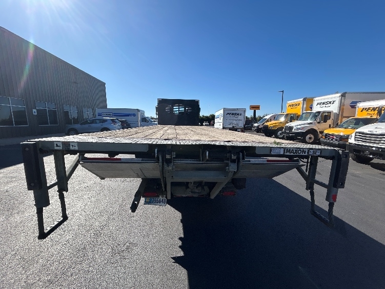 2019 Hino 268 in Portland, OR — photo 8