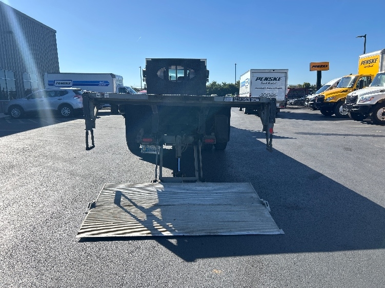 2019 Hino 268 in Portland, OR — photo 9