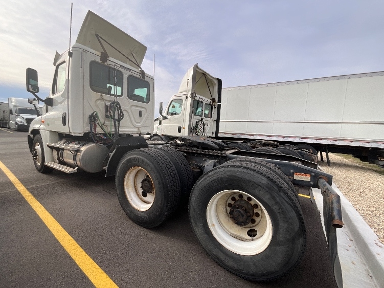 2019 Freightliner in Milwaukee, WI — photo 5