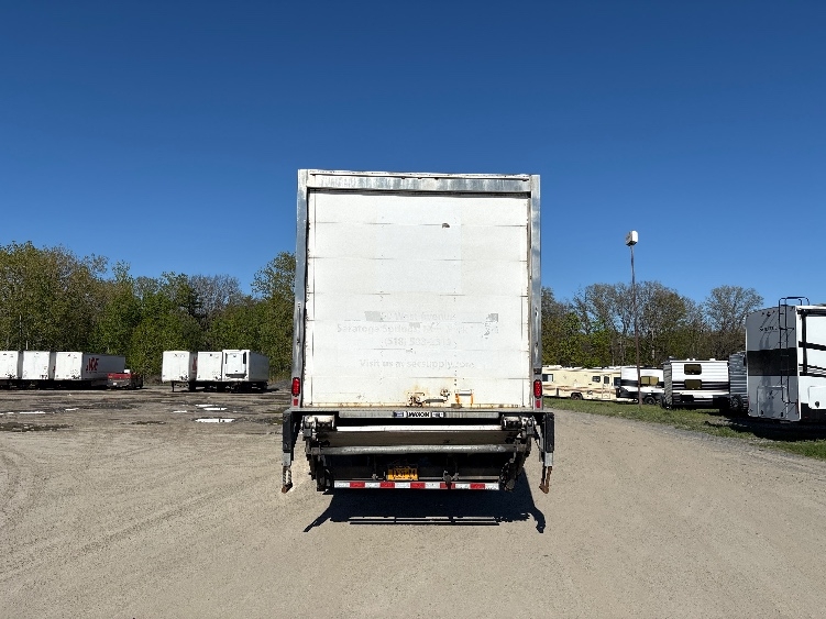 2019 Freightliner eM2 in Gansevoort, NY — photo 7