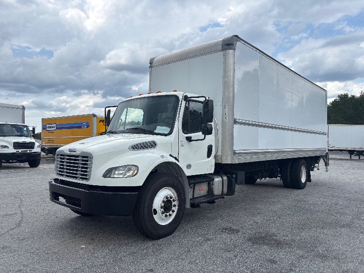 2019 Freightliner eM2 in Concord, NC — photo 3