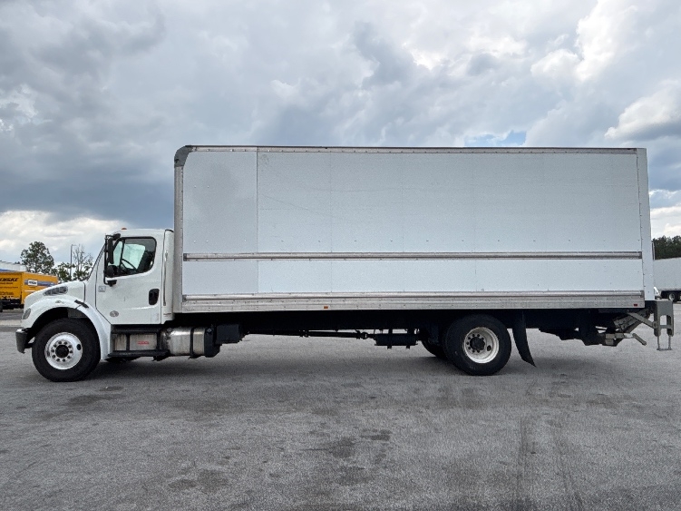 2019 Freightliner eM2 in Concord, NC — photo 4