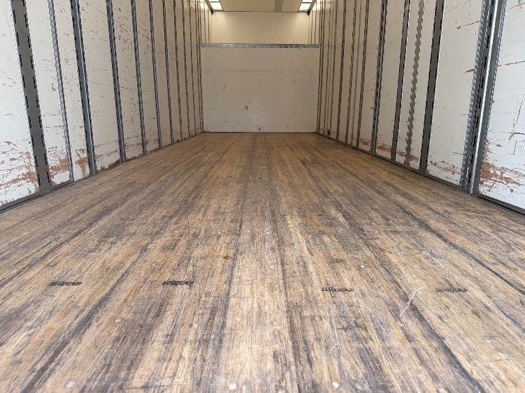 2023 Freightliner eM2 in Capitol Heights, MD — photo 10
