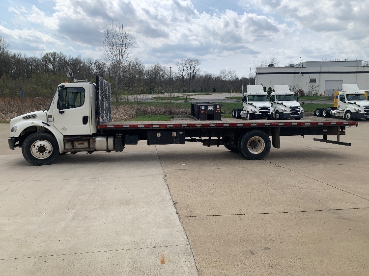 2019 Freightliner eM2 in East Liberty, OH — photo 4