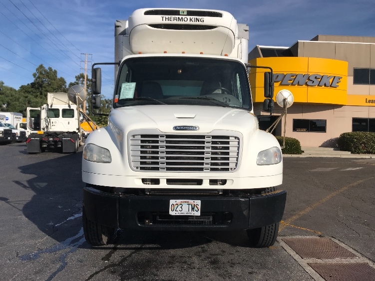 2019 Freightliner M2 106 in La Mirada, CA — photo 2