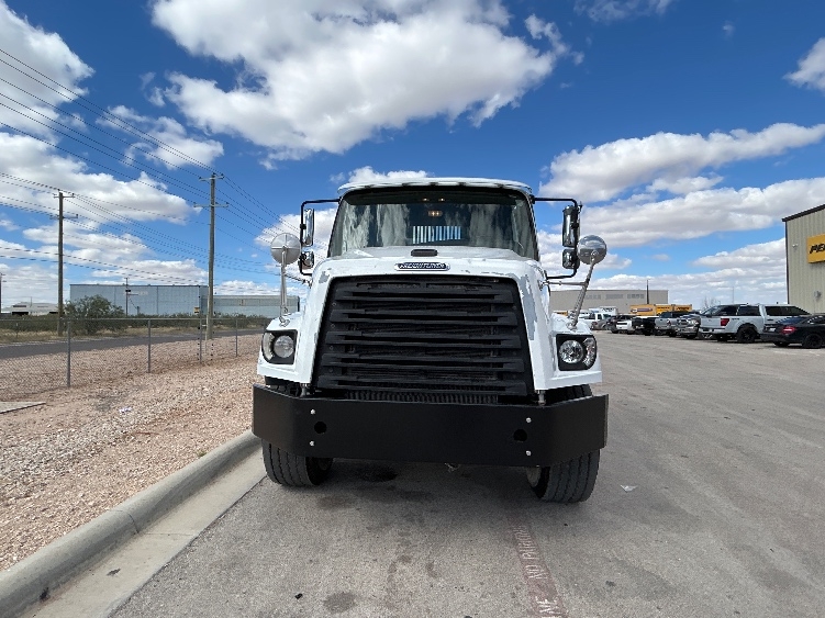2019 Freightliner 114SD in Odessa, TX — photo 2