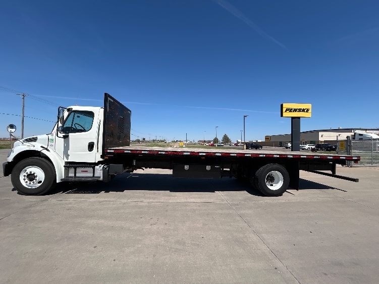 2019 Freightliner M2 106 in Wichita, KS — photo 4