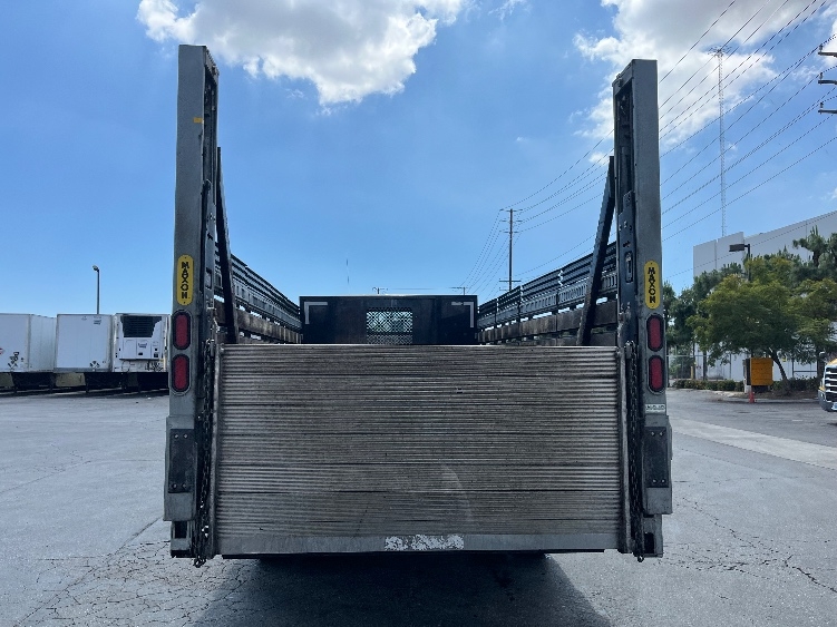 2019 Freightliner M2 106 in Torrance, CA — photo 7