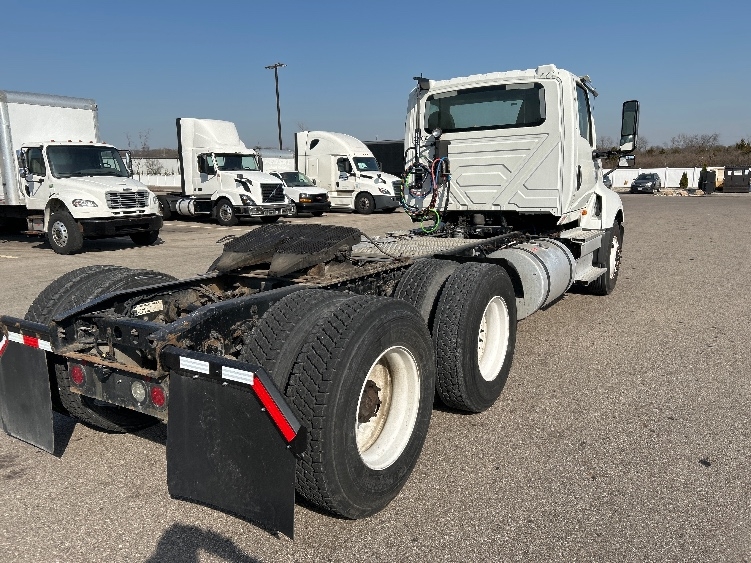 2019 International LT in Piqua, OH — photo 7