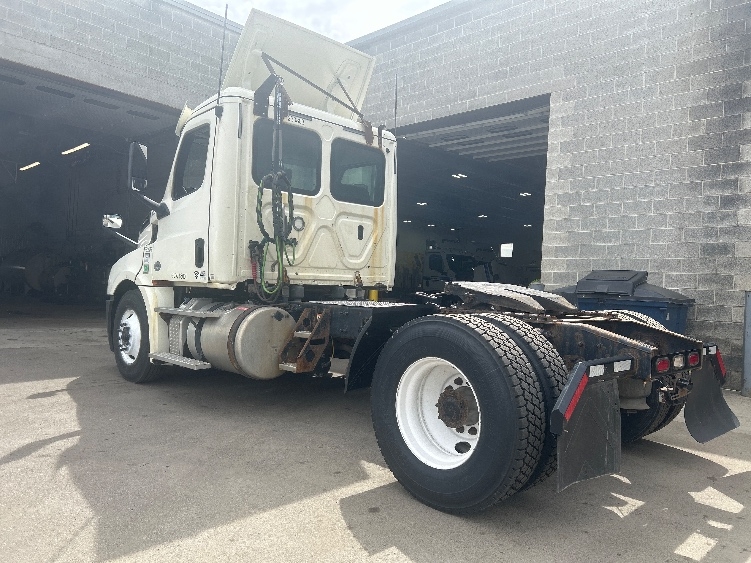 2019 Freightliner Cascadia in Elmira, NY — photo 5
