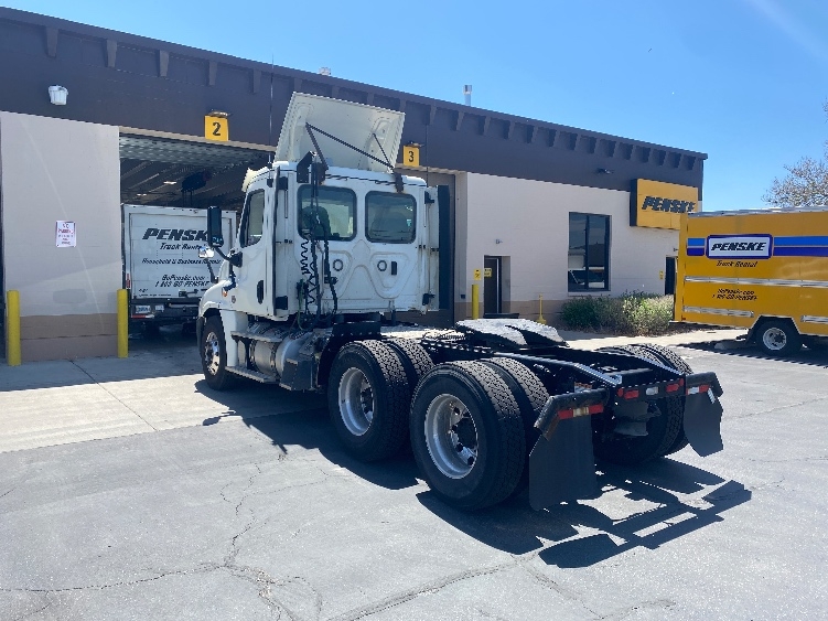 2019 Freightliner Cascadia in Ogden, UT — photo 5